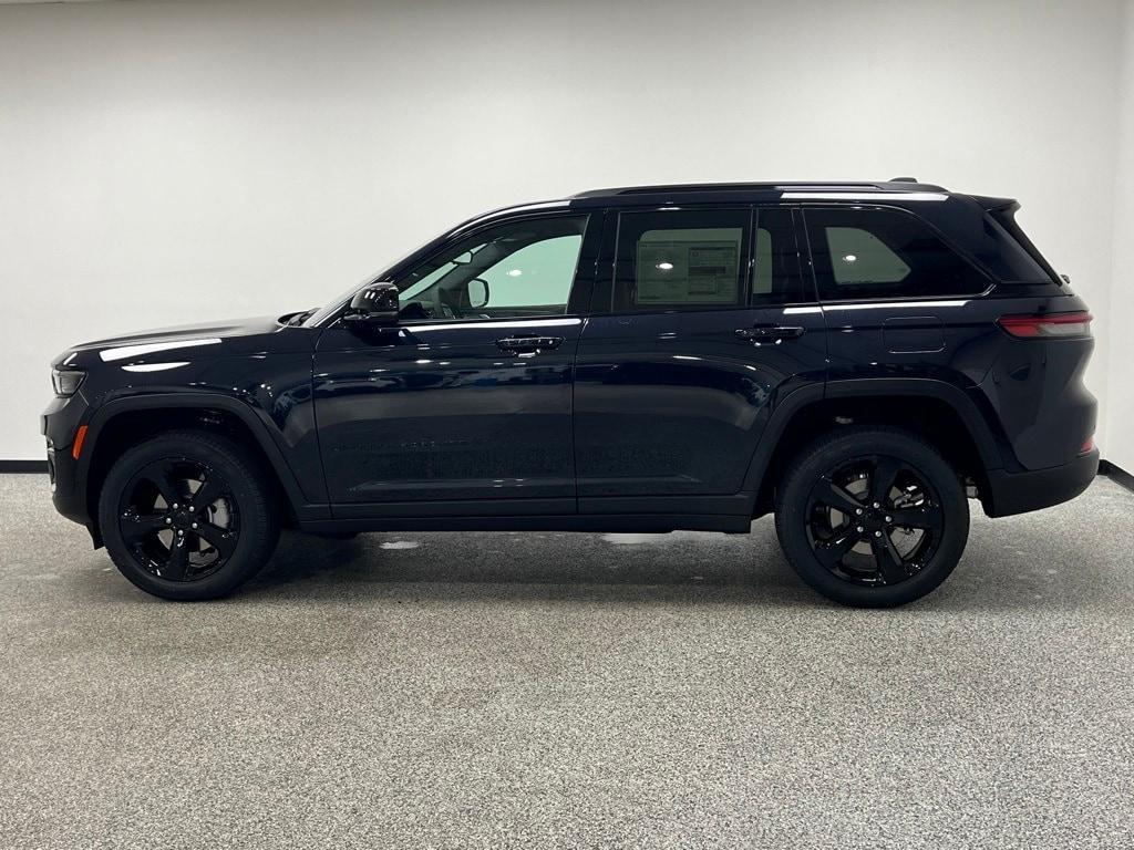 new 2024 Jeep Grand Cherokee car, priced at $44,771