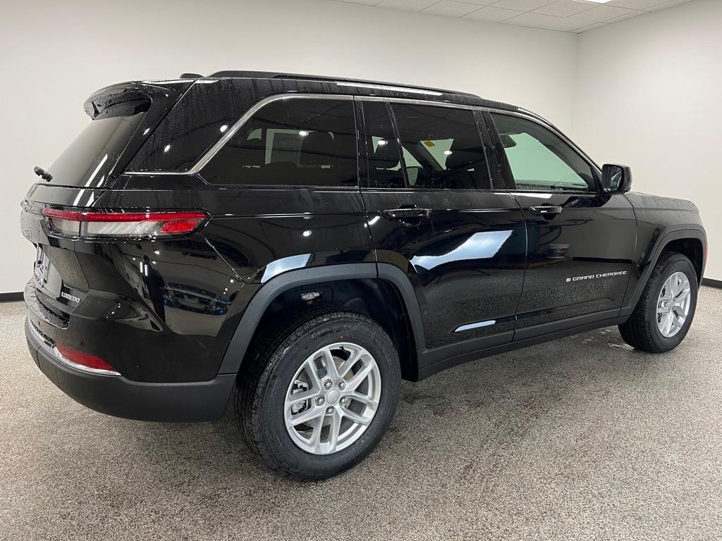 new 2025 Jeep Grand Cherokee car, priced at $38,021