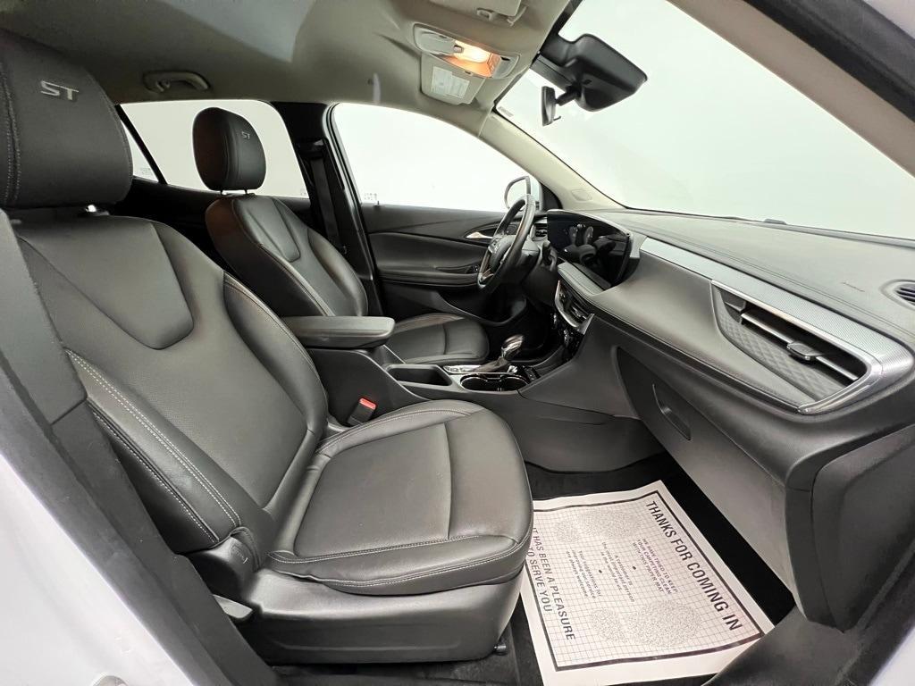 used 2024 Buick Encore GX car, priced at $23,900