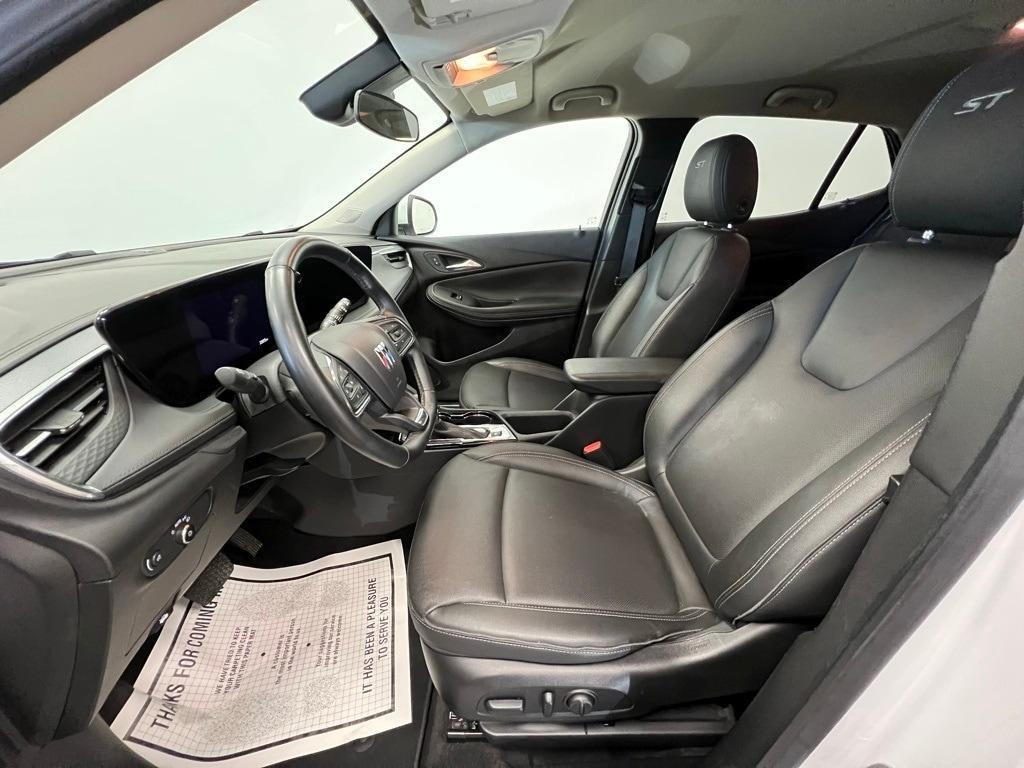 used 2024 Buick Encore GX car, priced at $23,900