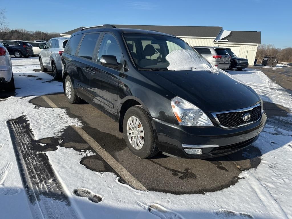 used 2014 Kia Sedona car, priced at $7,800