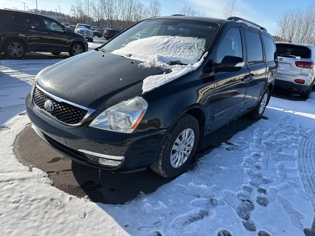 used 2014 Kia Sedona car, priced at $7,800