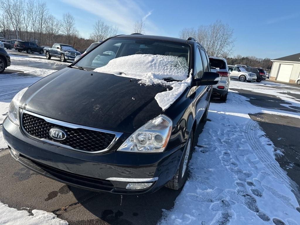 used 2014 Kia Sedona car, priced at $7,800