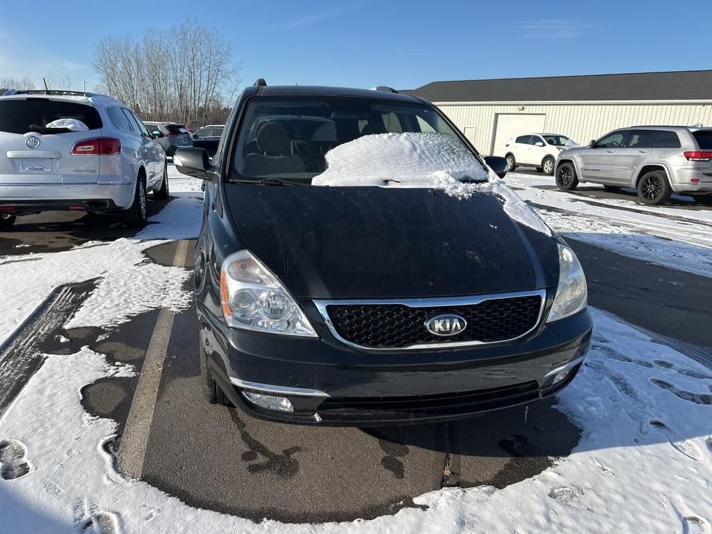 used 2014 Kia Sedona car, priced at $7,800