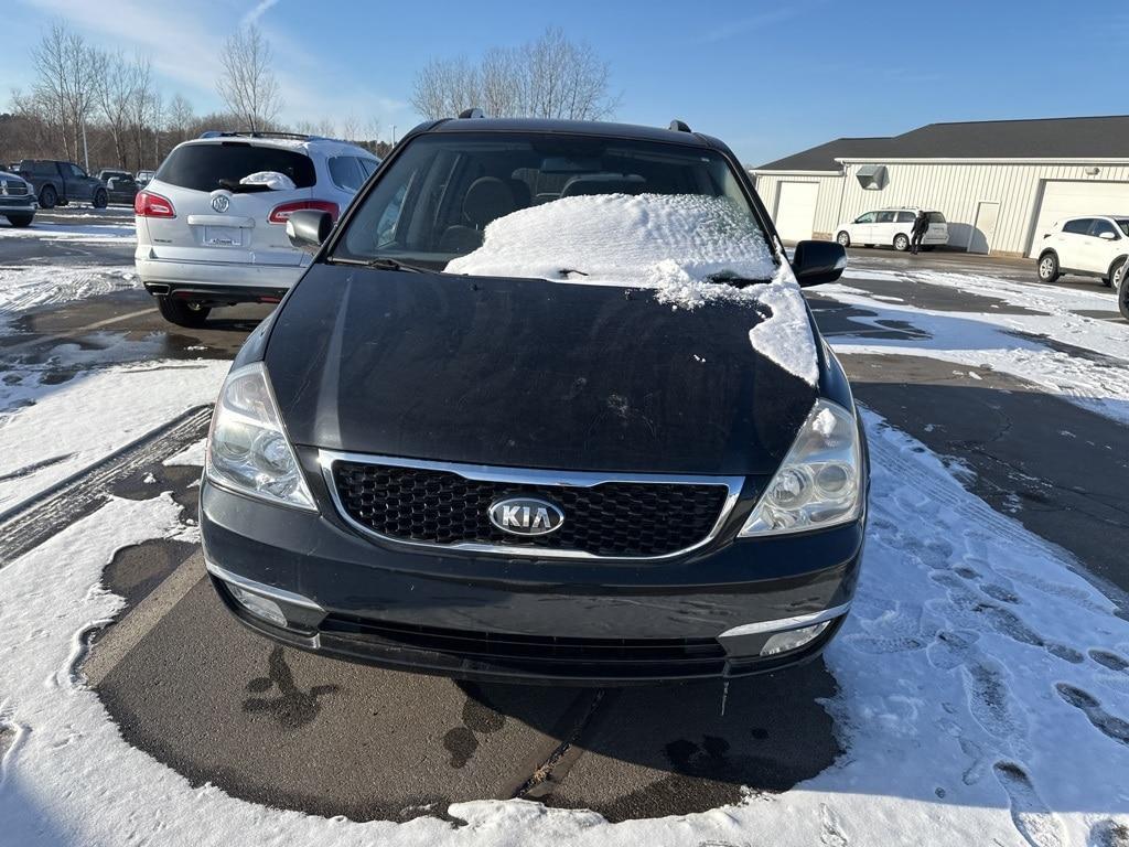 used 2014 Kia Sedona car, priced at $7,800