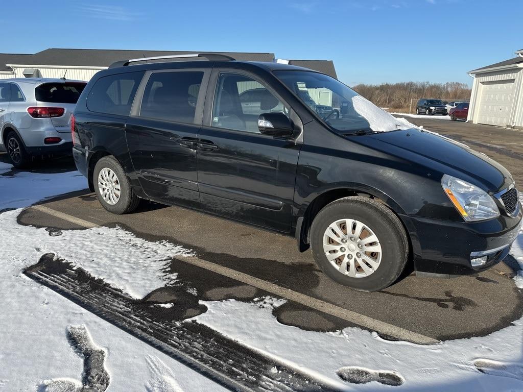 used 2014 Kia Sedona car, priced at $7,800