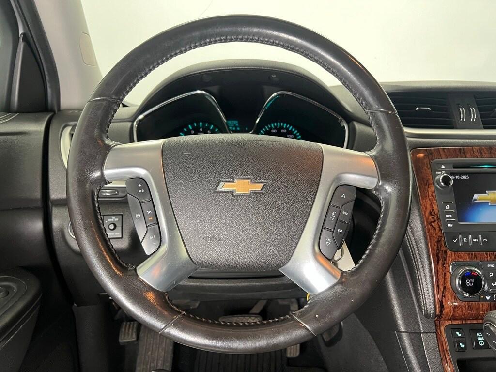 used 2014 Chevrolet Traverse car, priced at $3,900