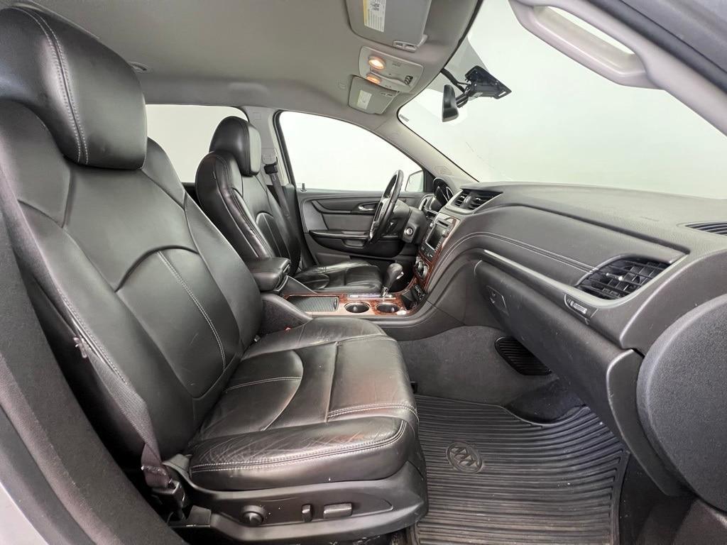 used 2014 Chevrolet Traverse car, priced at $3,900
