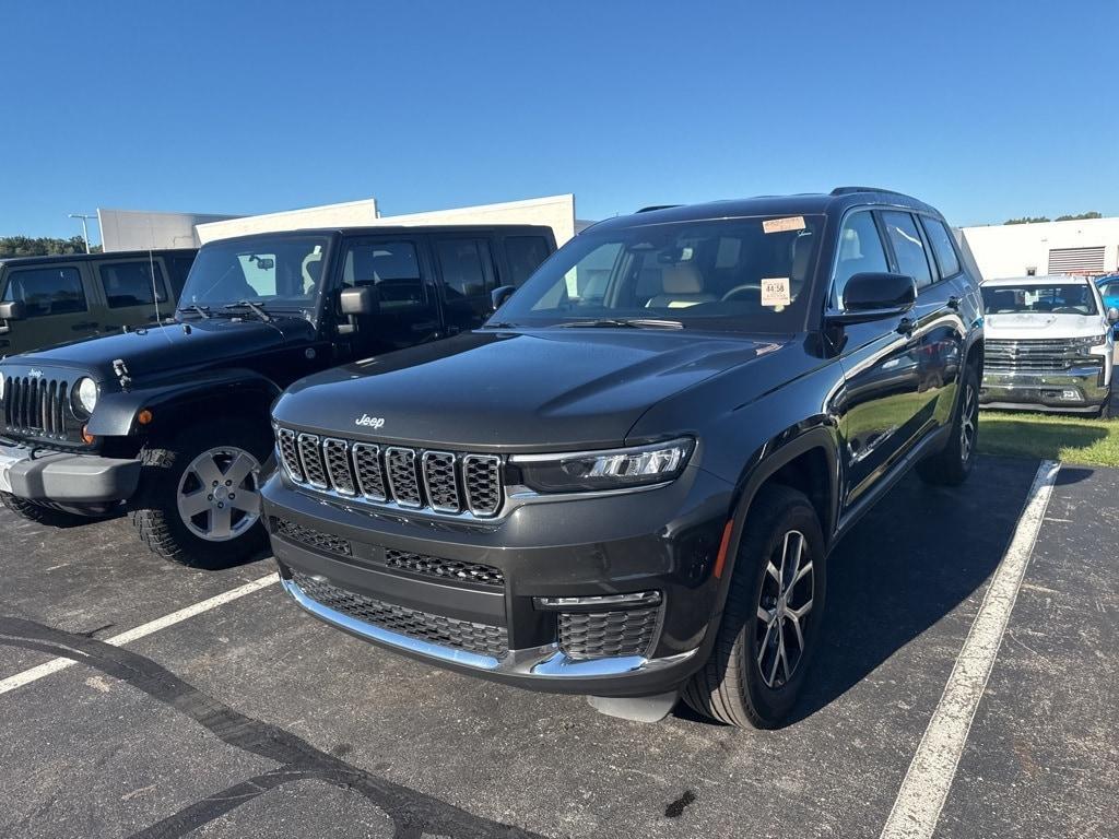used 2024 Jeep Grand Cherokee L car, priced at $38,400