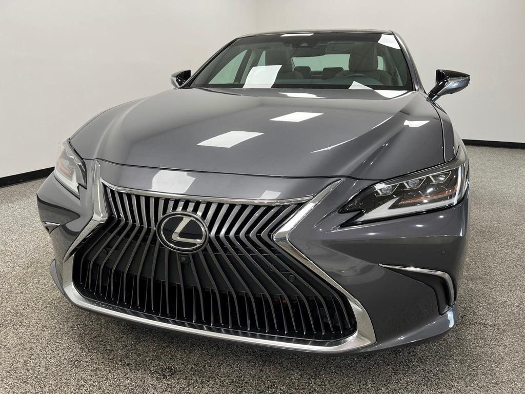 used 2021 Lexus ES 350 car, priced at $32,950