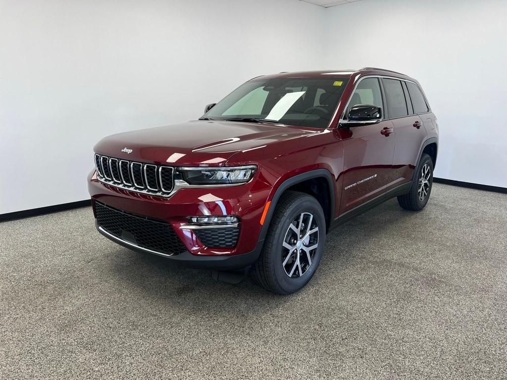 new 2025 Jeep Grand Cherokee car, priced at $42,431