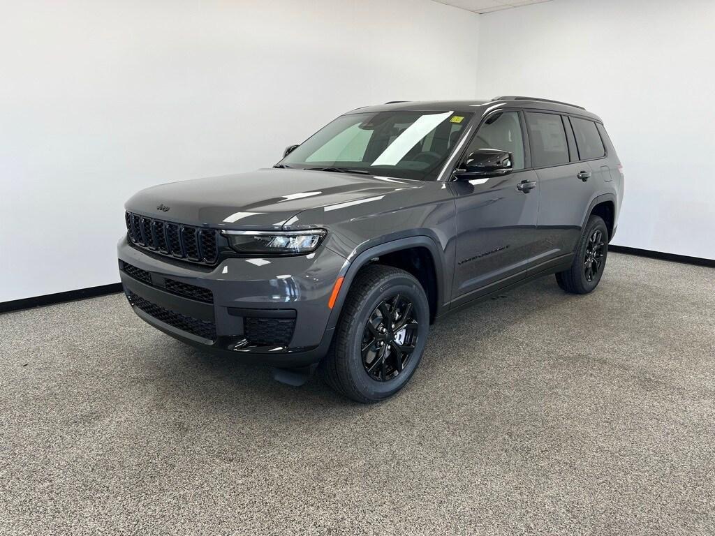 new 2025 Jeep Grand Cherokee L car, priced at $42,982