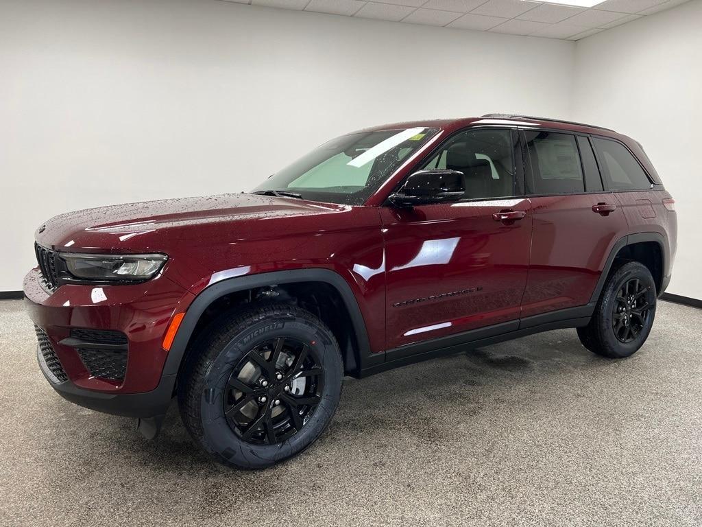 new 2025 Jeep Grand Cherokee car, priced at $40,323