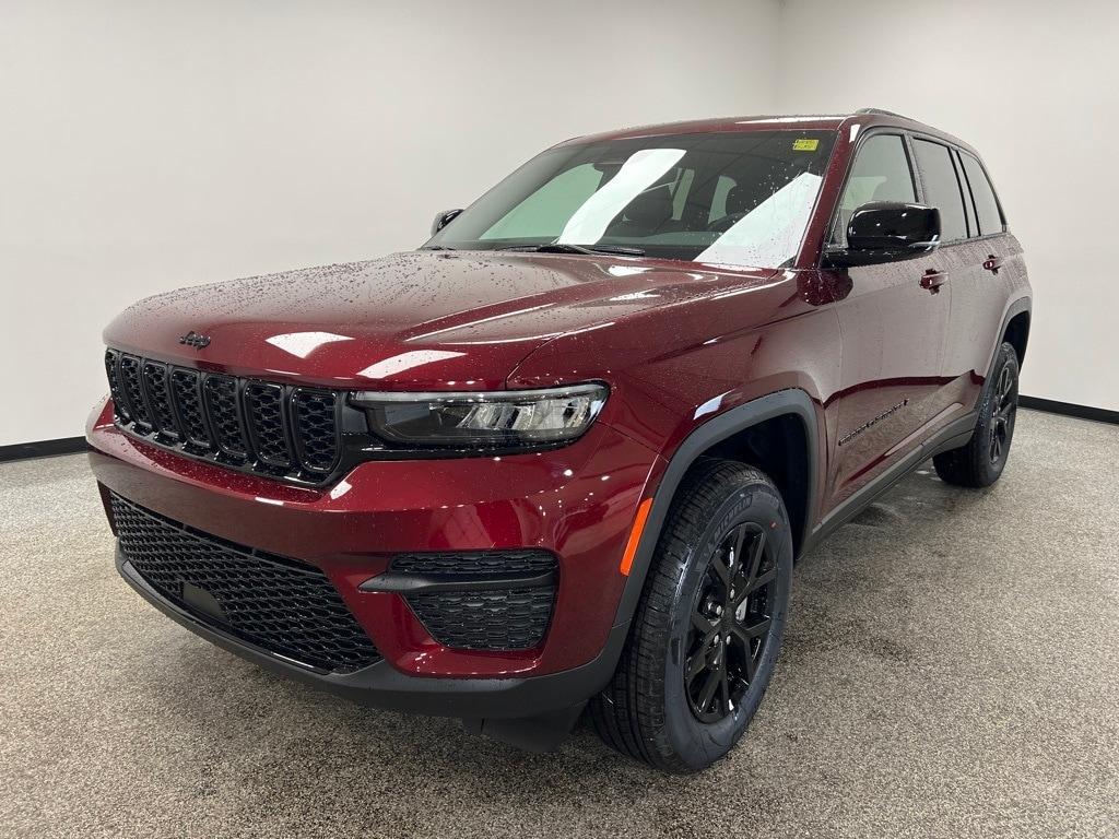 new 2025 Jeep Grand Cherokee car, priced at $40,323