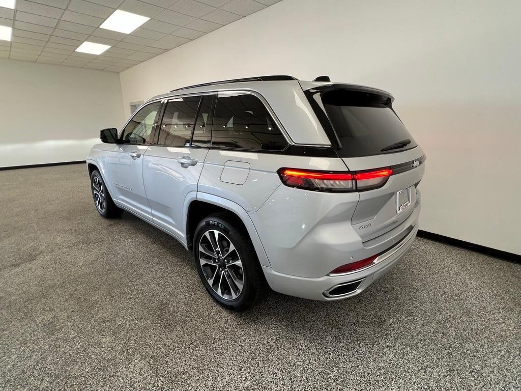 used 2024 Jeep Grand Cherokee car, priced at $41,900