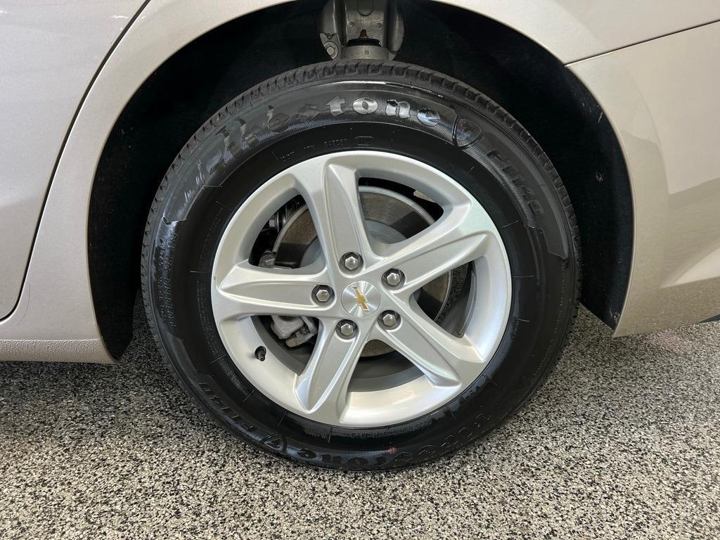 used 2024 Chevrolet Malibu car, priced at $20,400