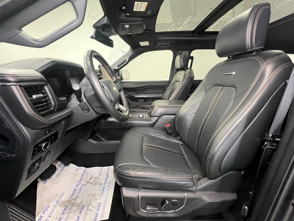 used 2023 Ford Expedition car, priced at $52,900