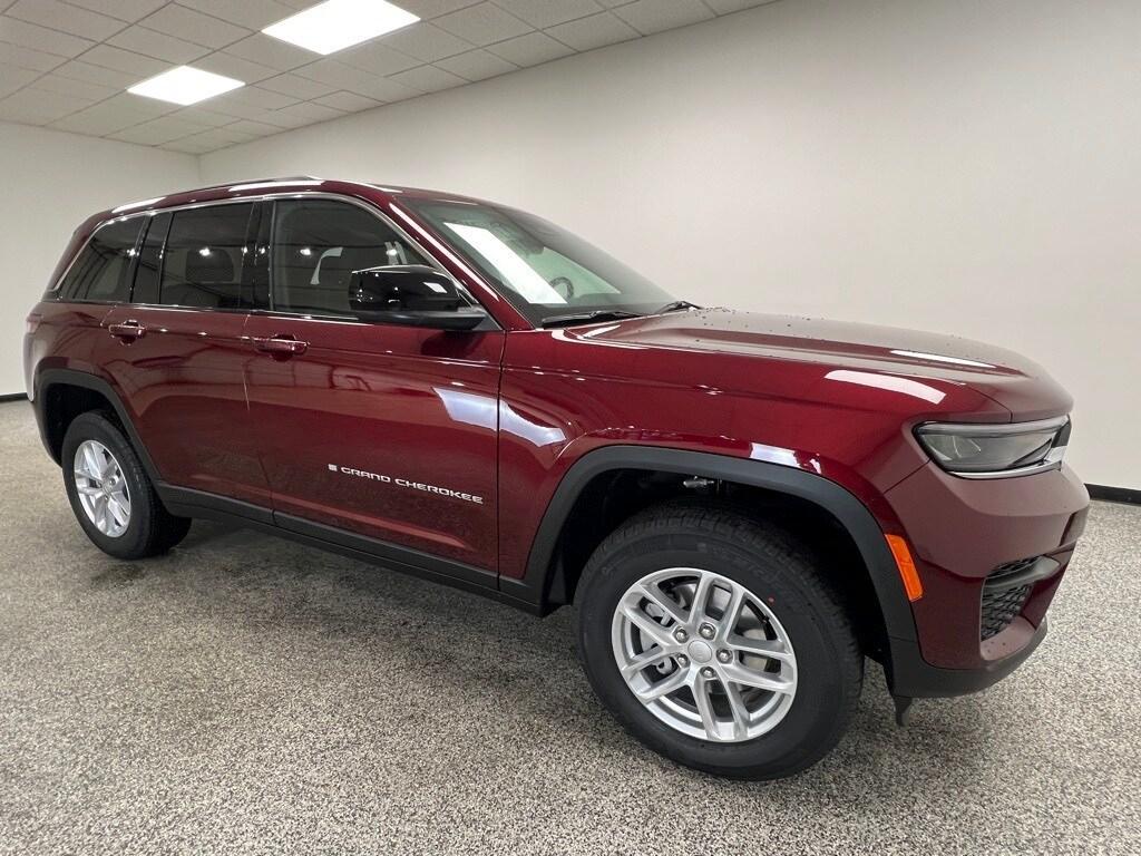 new 2025 Jeep Grand Cherokee car, priced at $38,021