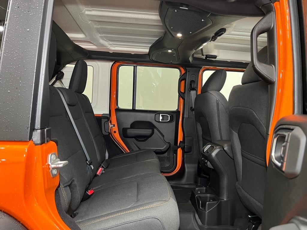new 2025 Jeep Wrangler car, priced at $46,645