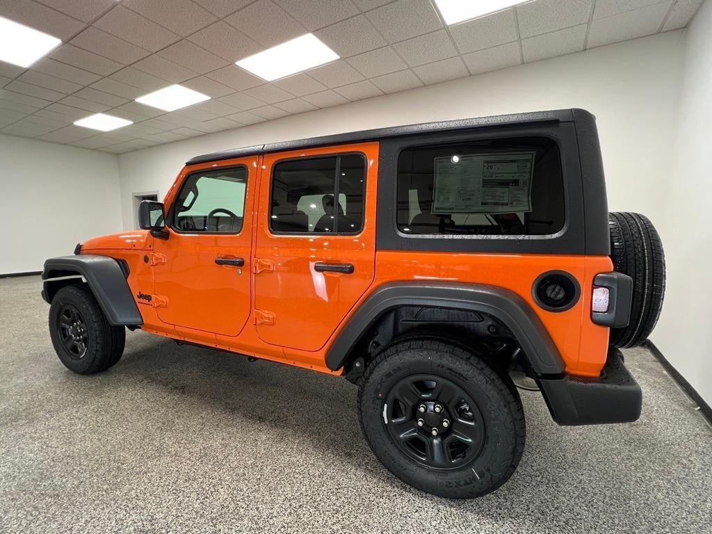 new 2025 Jeep Wrangler car, priced at $46,645