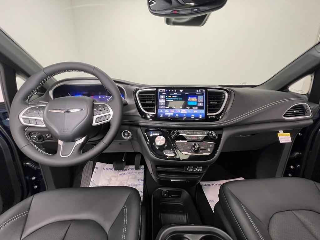 new 2025 Chrysler Pacifica car, priced at $42,126