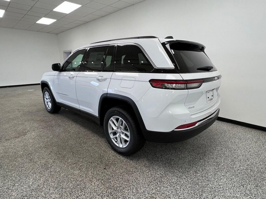 new 2025 Jeep Grand Cherokee car, priced at $33,818
