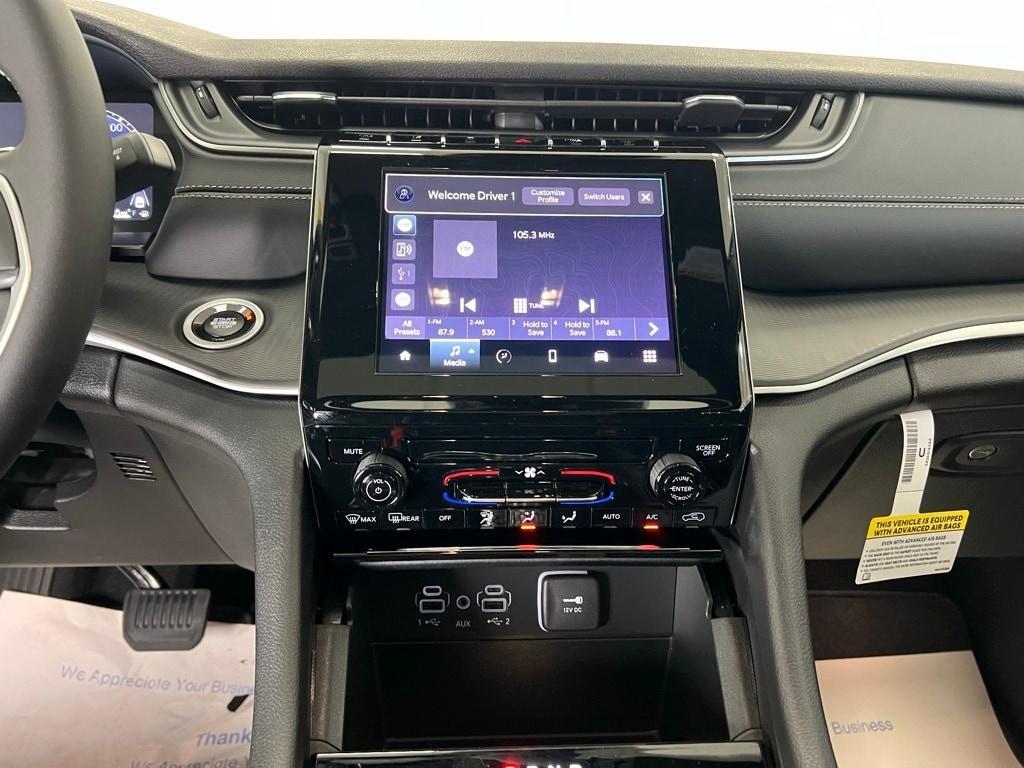 new 2025 Jeep Grand Cherokee car, priced at $35,568