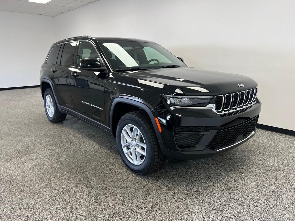 new 2025 Jeep Grand Cherokee car, priced at $34,354