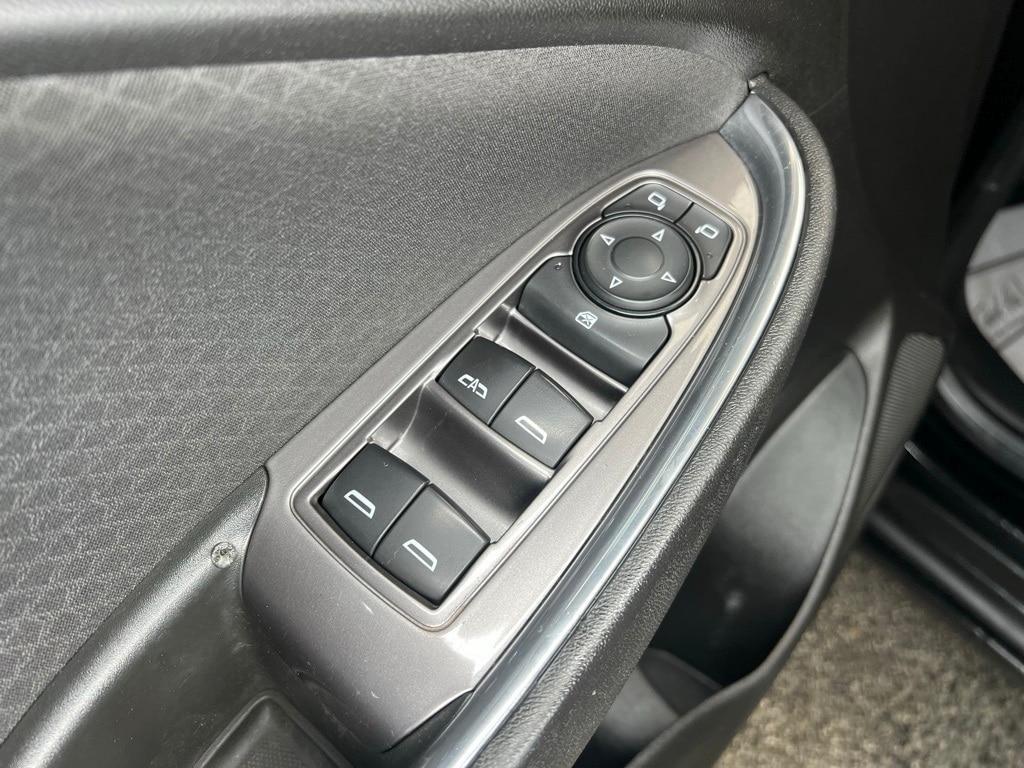 used 2020 Chevrolet Malibu car, priced at $13,400