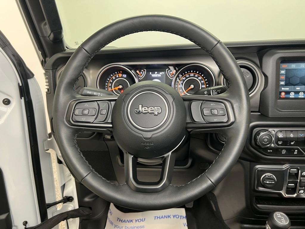 used 2022 Jeep Gladiator car, priced at $37,800