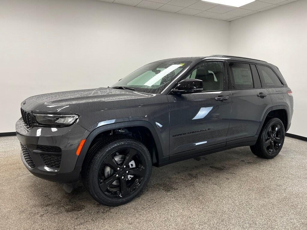 new 2025 Jeep Grand Cherokee car