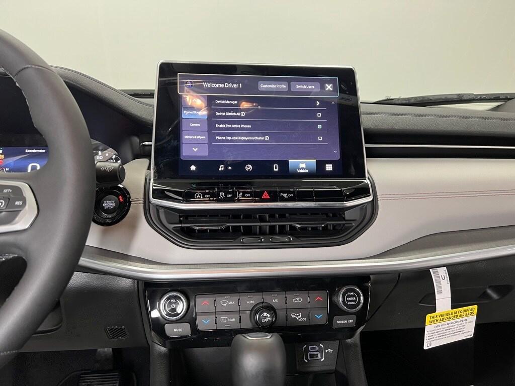 new 2025 Jeep Compass car, priced at $30,073