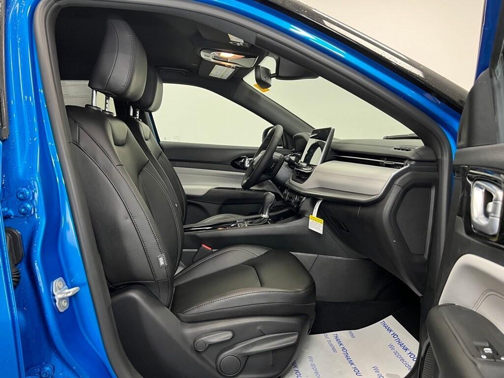 new 2025 Jeep Compass car, priced at $30,073
