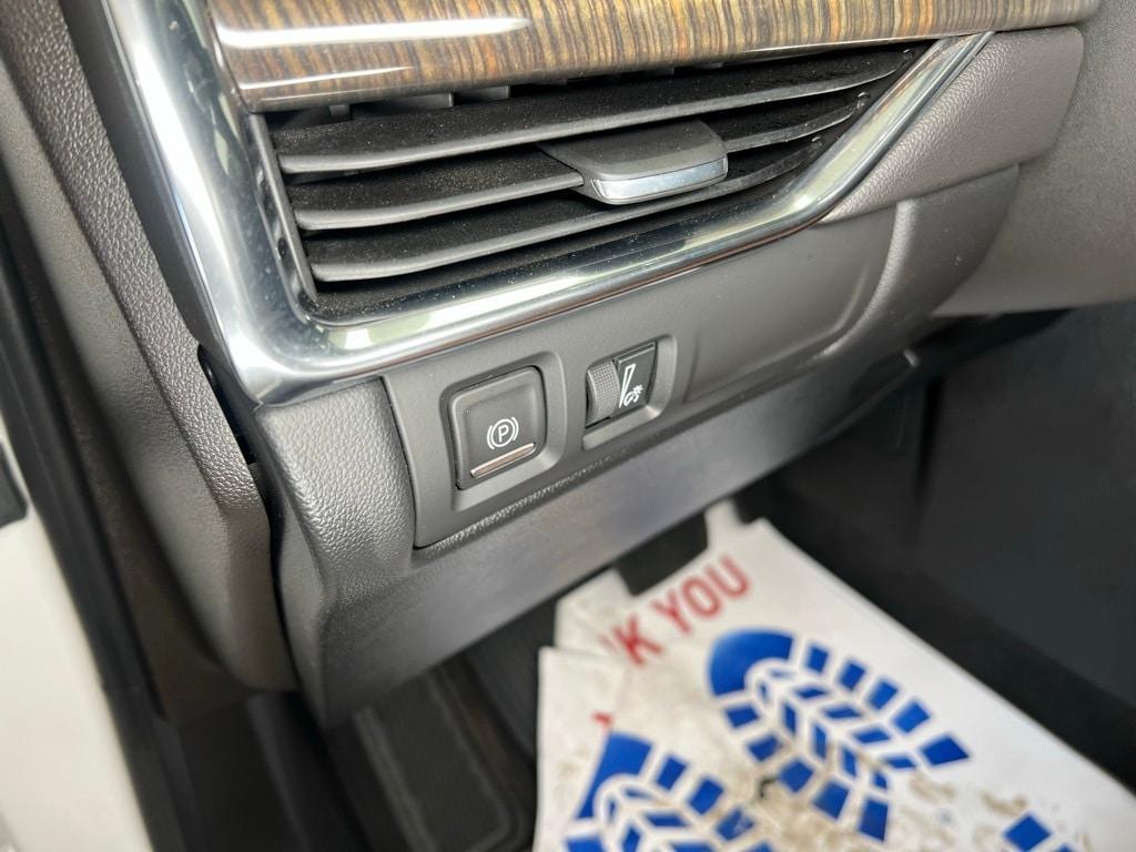 used 2019 Cadillac XT4 car, priced at $23,532