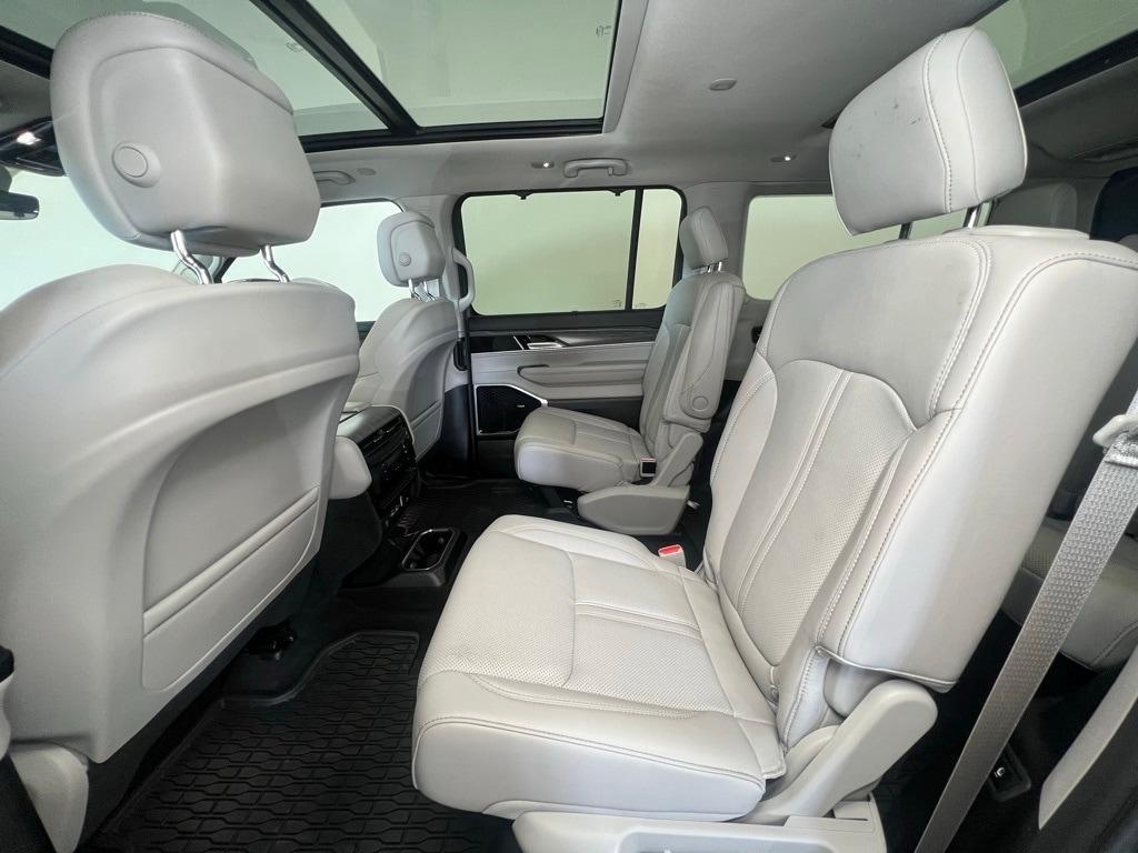 used 2024 Jeep Wagoneer car, priced at $62,900