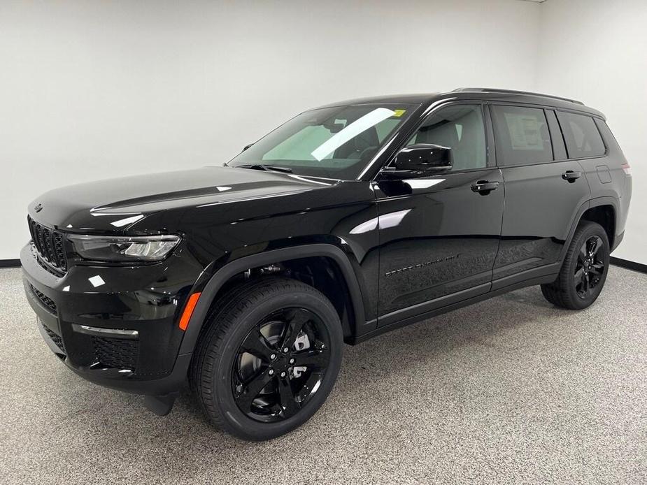 new 2025 Jeep Grand Cherokee L car, priced at $47,395