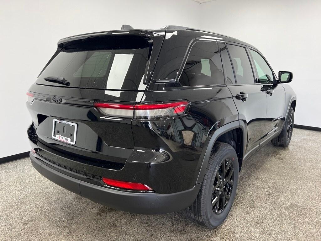 new 2025 Jeep Grand Cherokee car, priced at $41,418