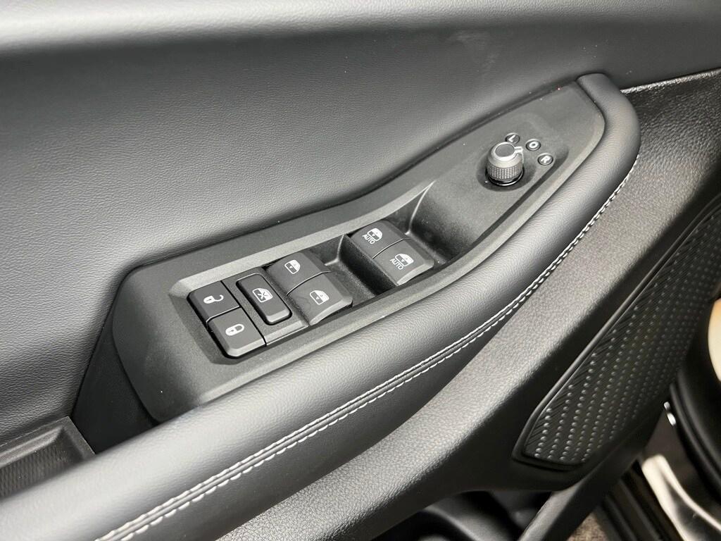 new 2025 Jeep Grand Cherokee car, priced at $41,418