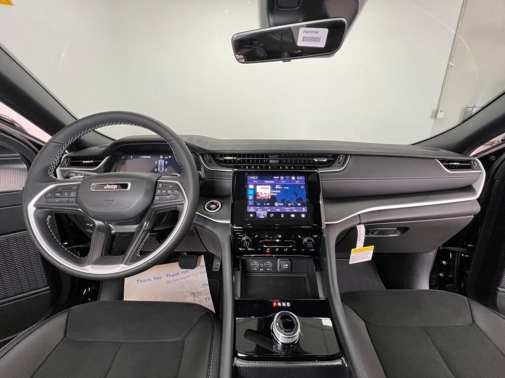 new 2025 Jeep Grand Cherokee car, priced at $41,418