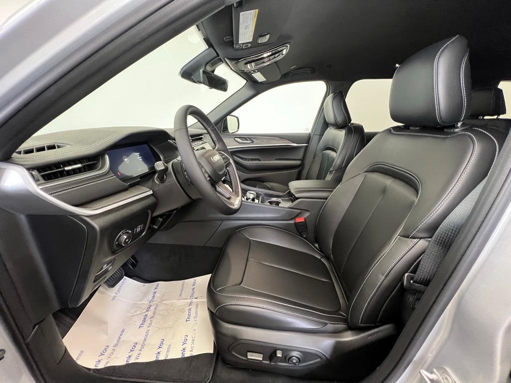 new 2025 Jeep Grand Cherokee L car, priced at $43,641