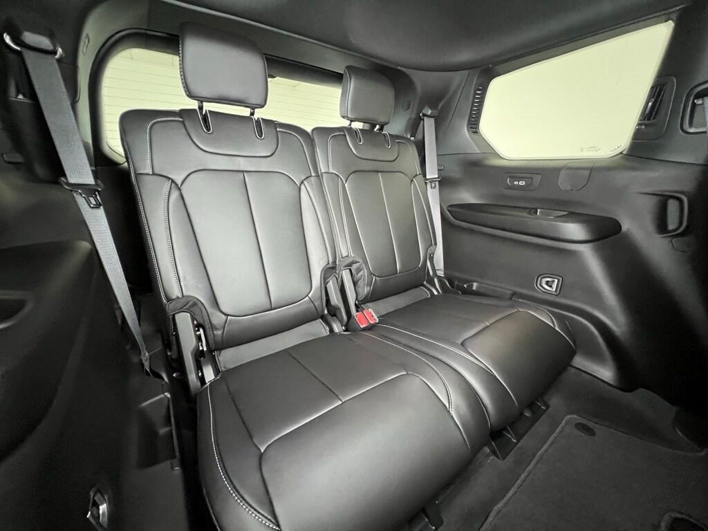 new 2025 Jeep Grand Cherokee L car, priced at $43,641