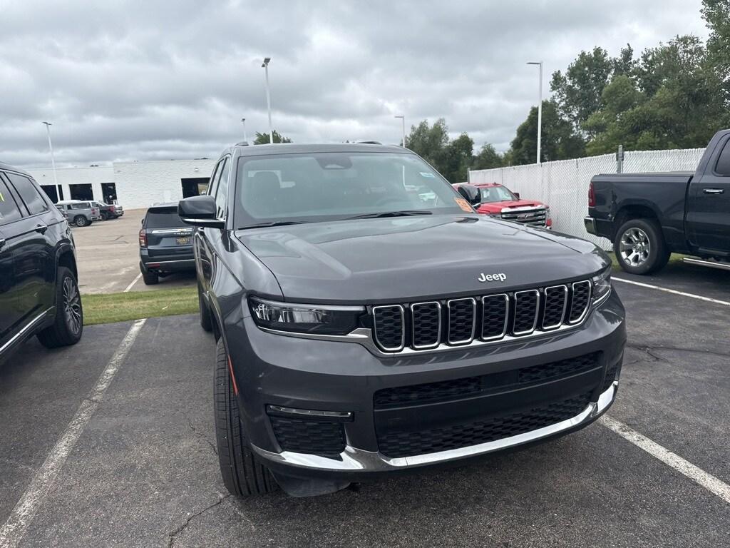 used 2024 Jeep Grand Cherokee L car, priced at $40,900