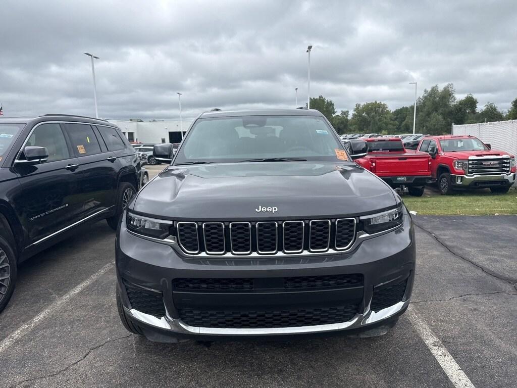 used 2024 Jeep Grand Cherokee L car, priced at $40,900