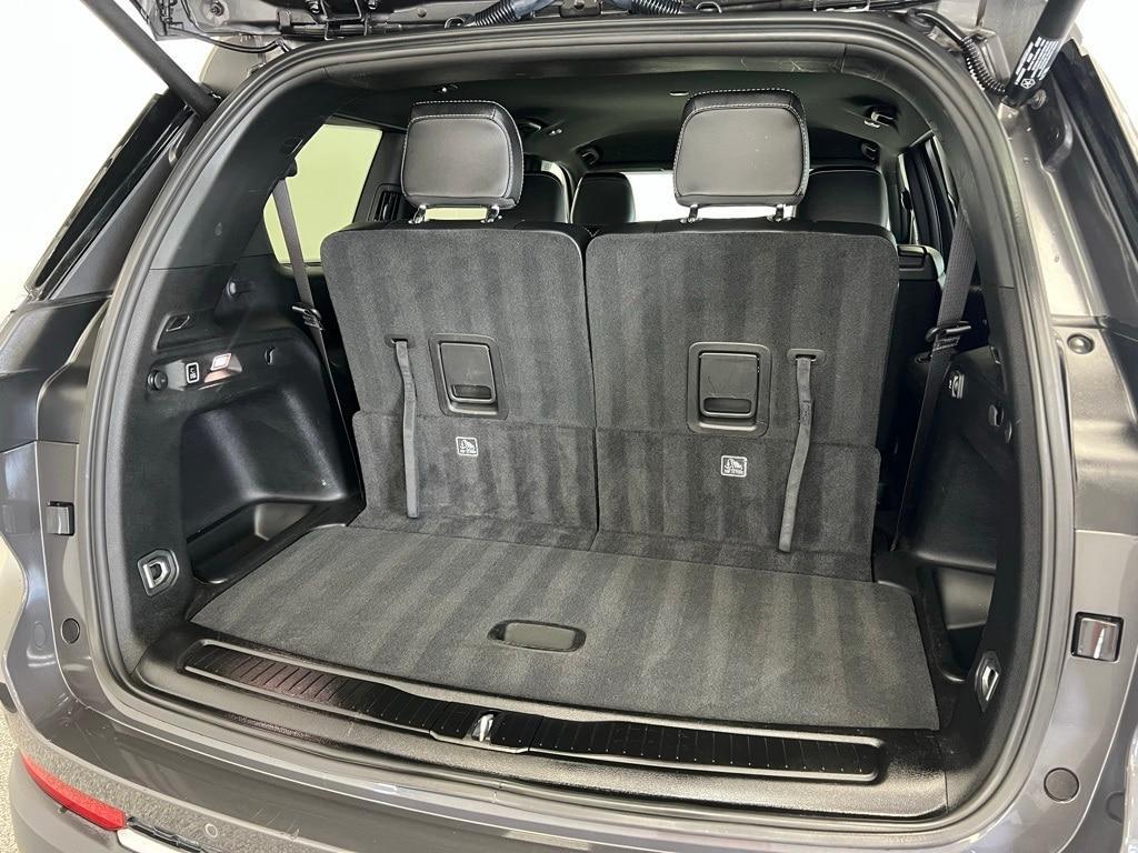used 2024 Jeep Grand Cherokee L car, priced at $40,900