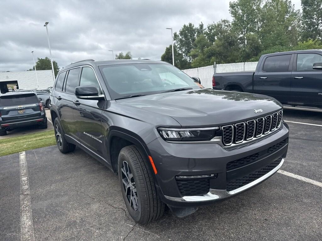 used 2024 Jeep Grand Cherokee L car, priced at $40,900