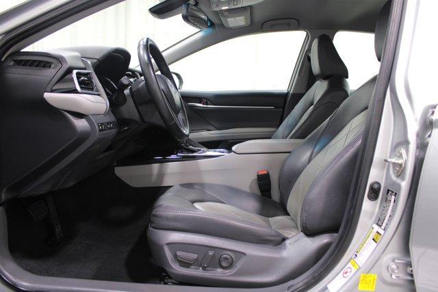 used 2018 Toyota Camry Hybrid car, priced at $26,483