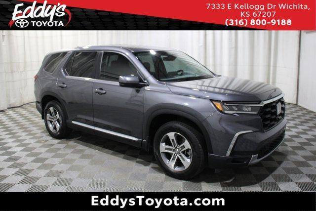 used 2024 Honda Pilot car, priced at $37,889