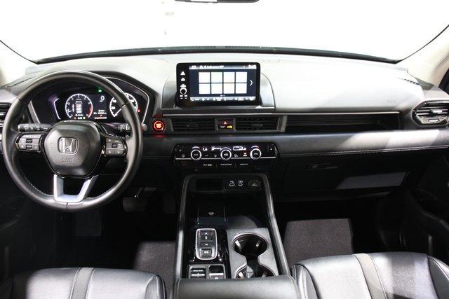 used 2024 Honda Pilot car, priced at $37,889