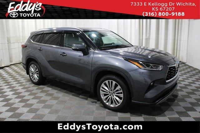 used 2024 Toyota Highlander car, priced at $51,662