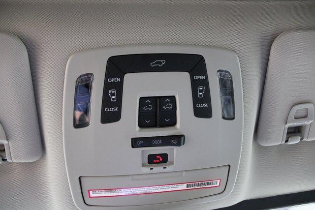 used 2023 Toyota Sienna car, priced at $48,998